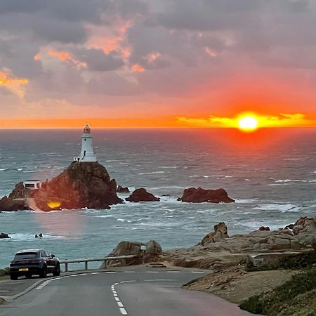 Corbiere Phare Apartments Saint-Brélade Extérieur photo